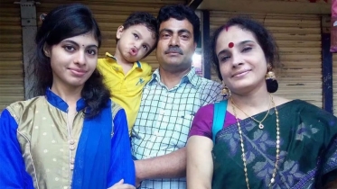রংপুরে সাবেক শিক্ষকসহ একই পরিবারের চারজনের মরদেহ উদ্ধার